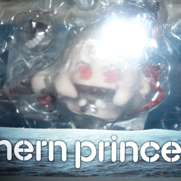 Northern Princess PVC Mini Figure - Picture 4 of 8
